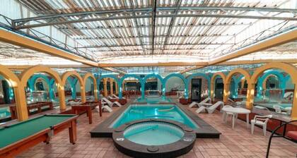 Status Elegance Hotel