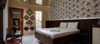 Status Elegance Hotel