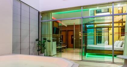 Status Elegance Hotel