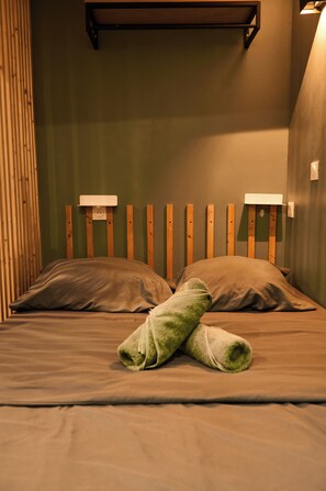 1 bedroom, iron/ironing board, WiFi, bed sheets - Studio Terrace • Peace and quiet in the heart of downtown (Rouen)