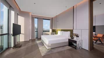 Suite, 1 Bedroom, City View