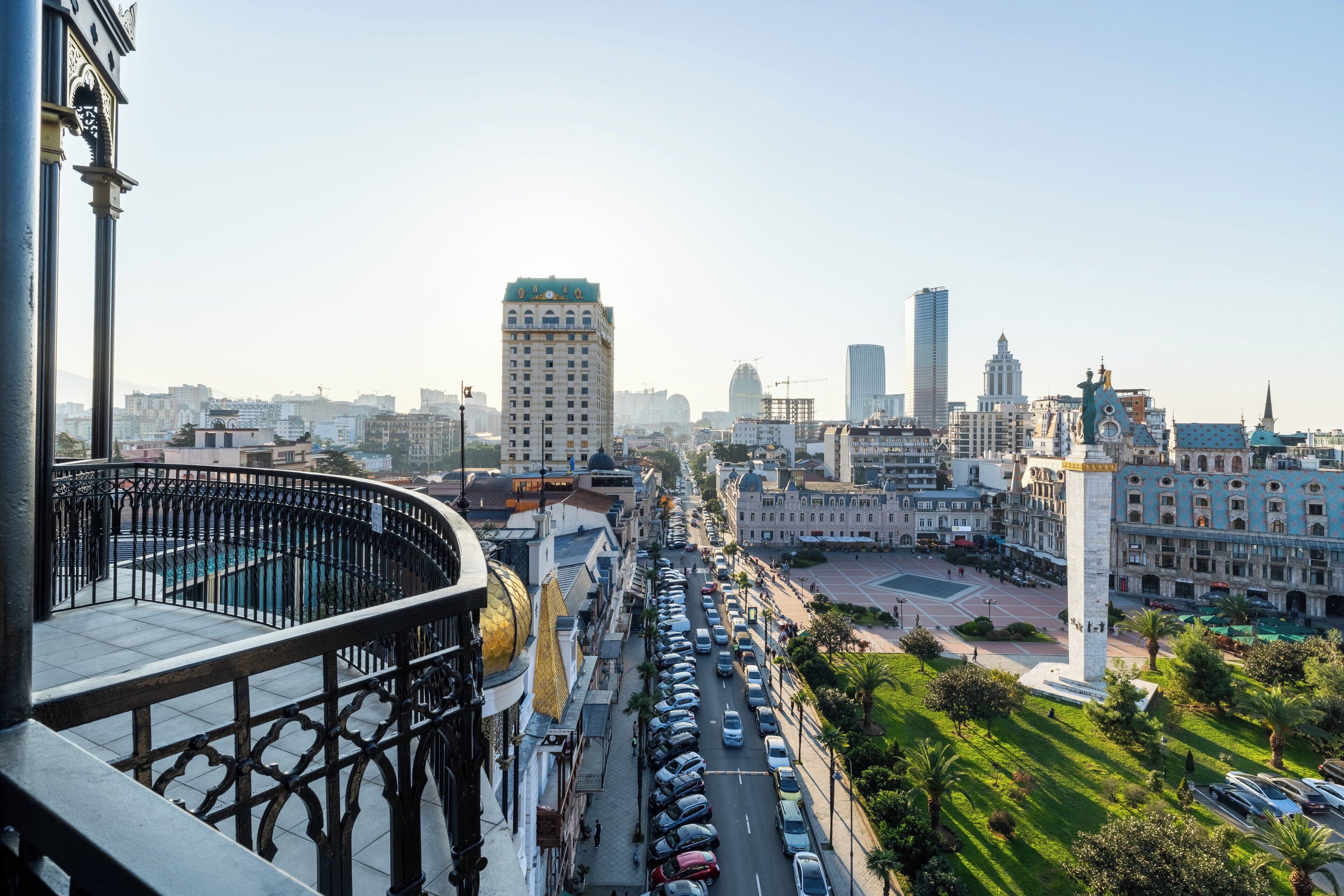 Suite, 2 Bedrooms | Hypo-allergenic bedding, minibar, in-room safe, desk