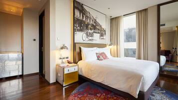 Allergikerbettwaren, Minibar, Zimmersafe, Schreibtisch