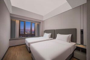 Room - Holiday Inn Hotel & Suites Guangzhou South Station by IHG (Guangzhou)