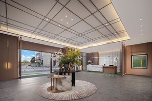 Exterior - Holiday Inn Hotel & Suites Guangzhou South Station by IHG (Guangzhou)