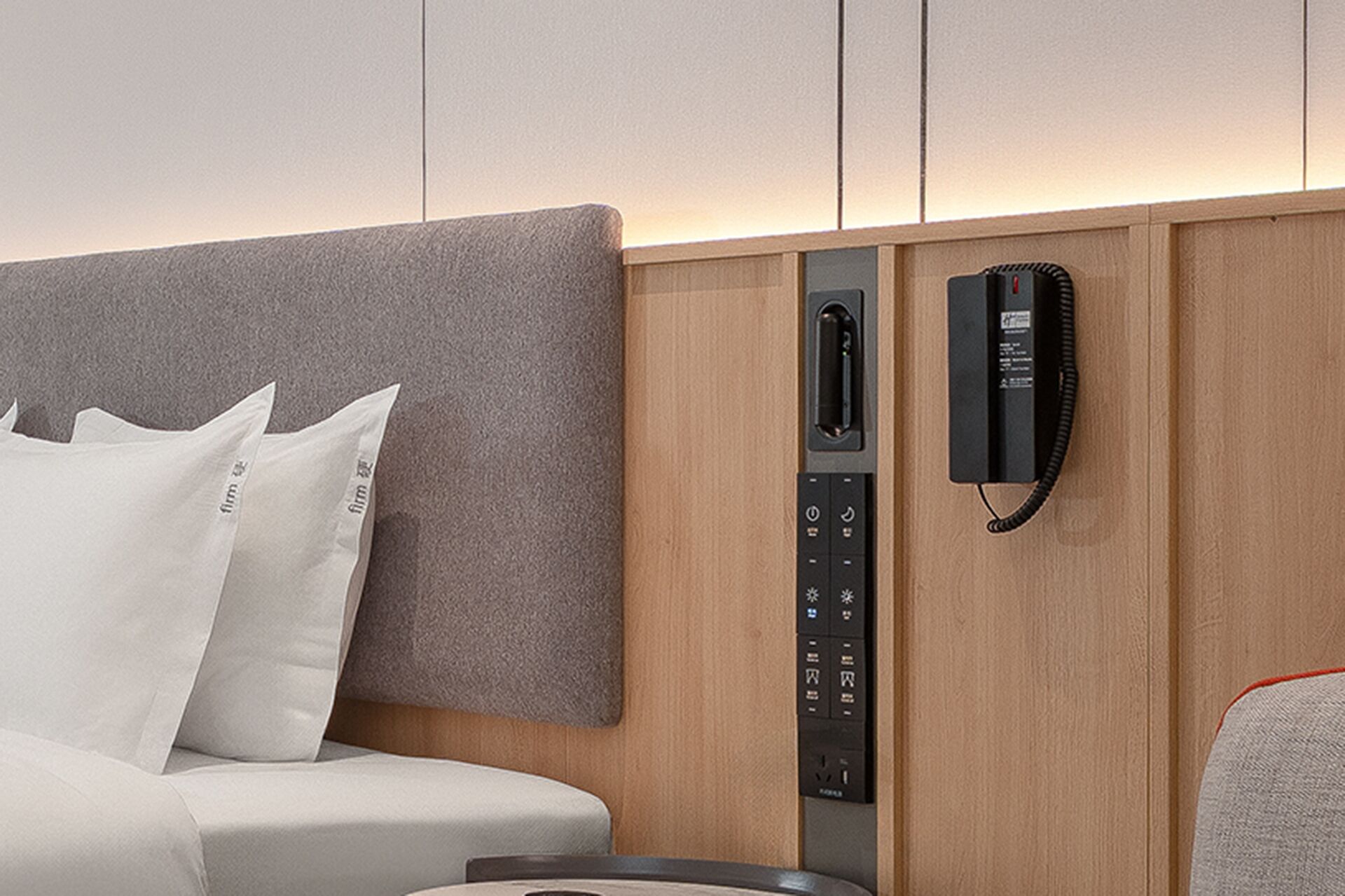 Literie de qualité supérieure, couette en duvet d'oie, bureau