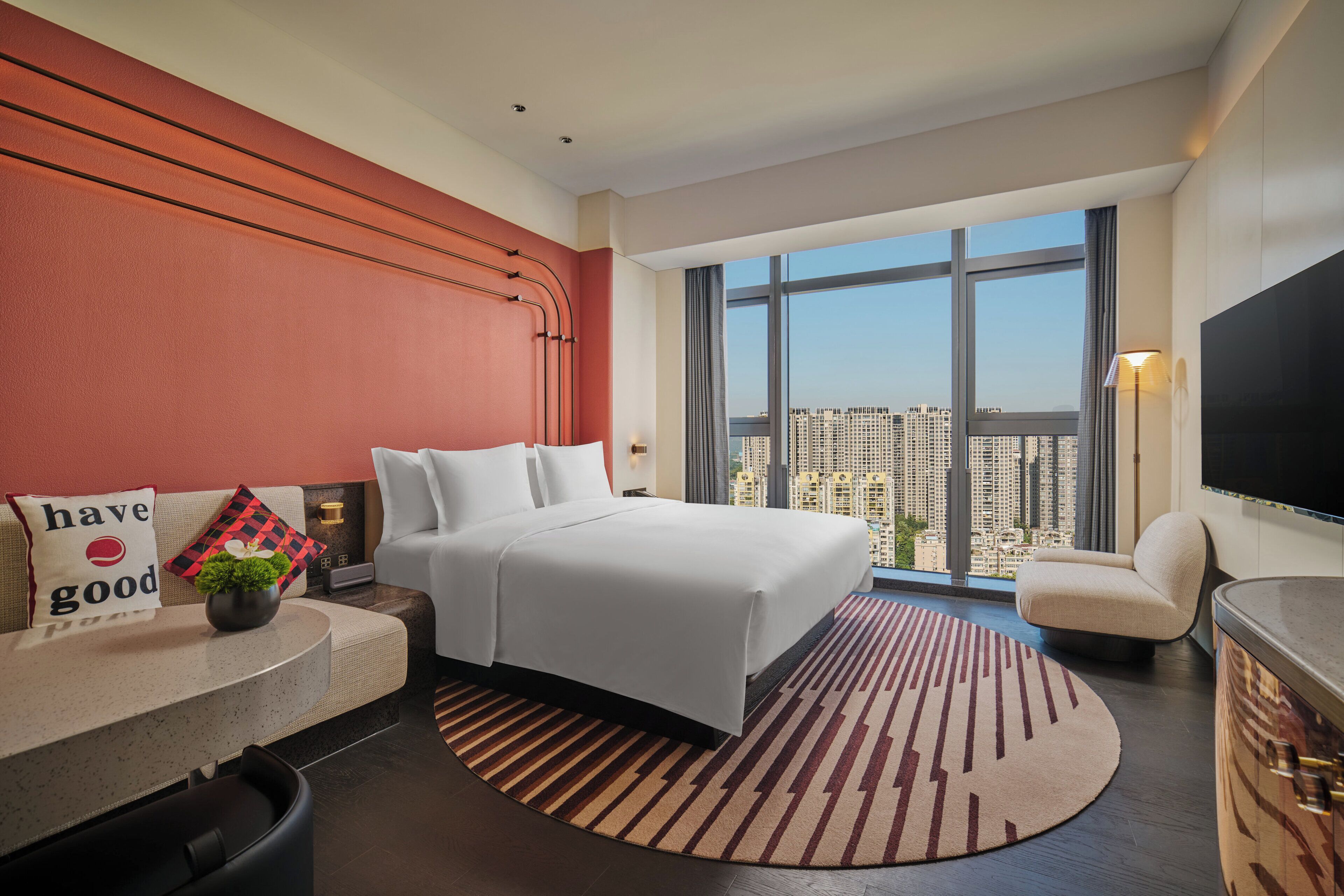 Minibar, caja fuerte, decoración individual