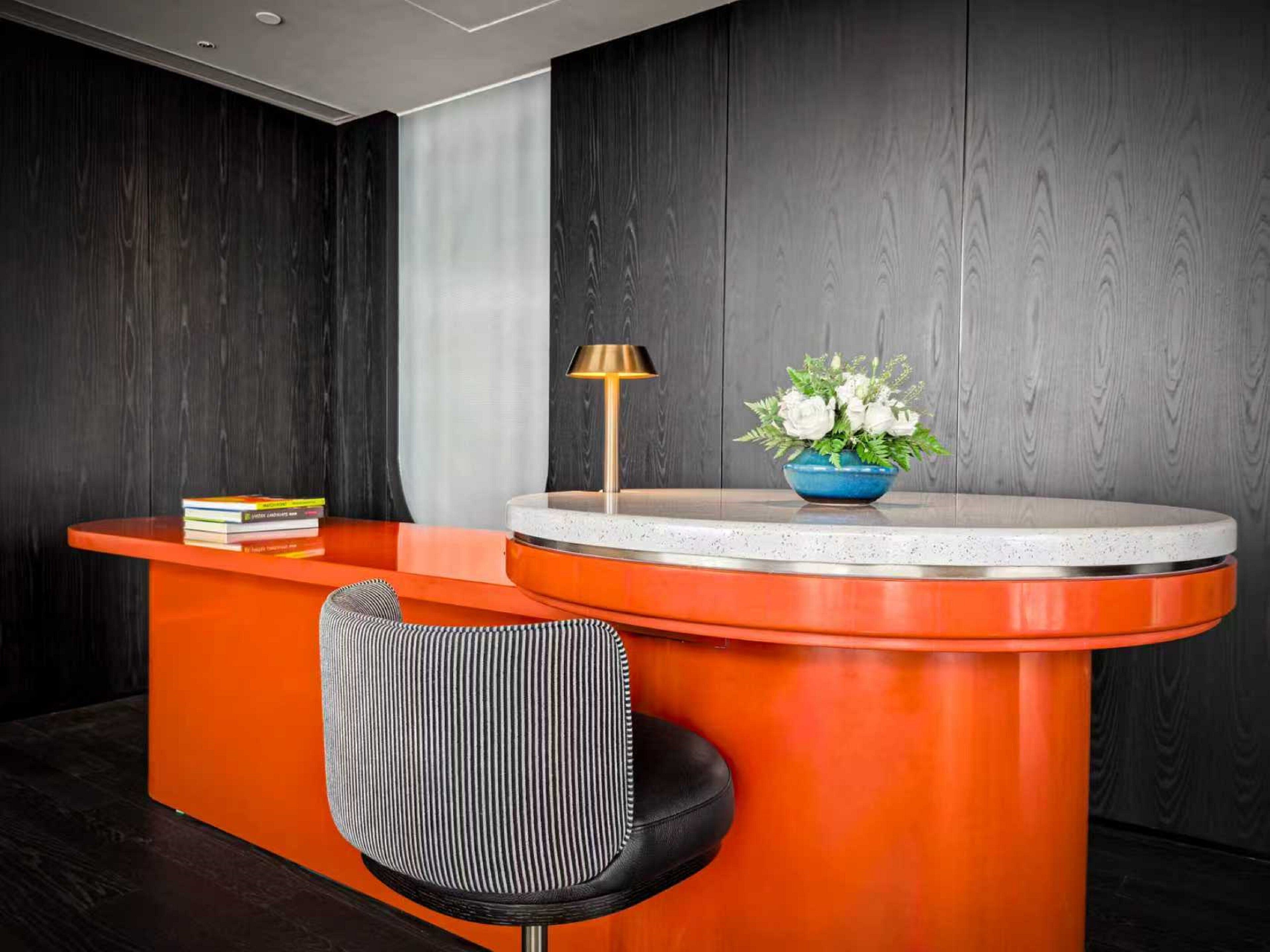 Suite, 1 Bedroom (Living and Dining Area)