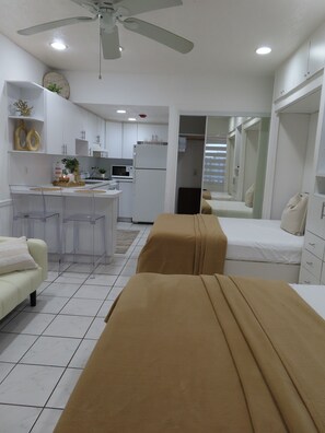 1 bedroom, Internet, bed sheets