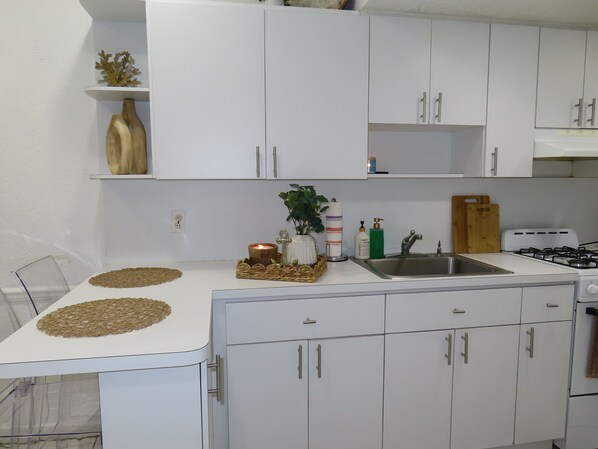 Microwave, oven, stovetop