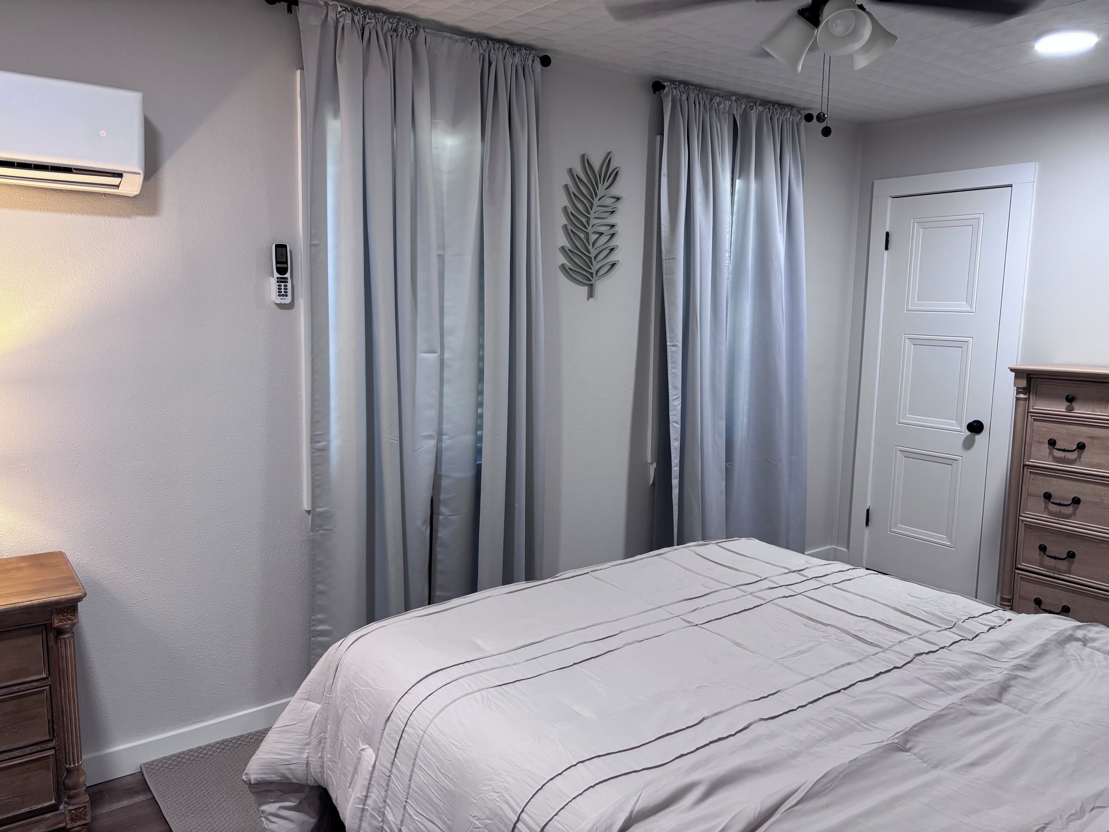 1 chambre, fer et planche à repasser, Wi-Fi gratuit, draps fournis