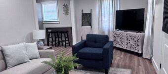 Private & pet friendly 1-bedroom upstairs apartment in San Angelo