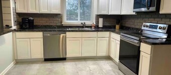 Convenient Cozy Casa