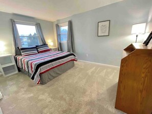 4 chambres, fer et planche Ă  repasser, Wi-Fi, draps fournis