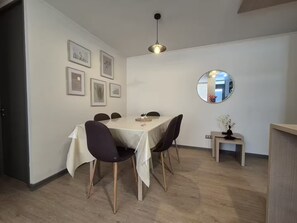 Dining - Enjoy Arica with discounts on a beautiful apartment! (Arica)