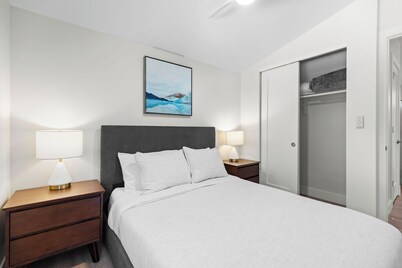 Walkable 2BR Close to downtown, hiking, Red Rocks