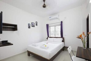 1 غرفة نوم وخدمة الإنترنت وملاءات أسرّة