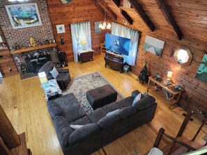 TV - Welcoming Hooks Hideaway-The Cabin on the Albemarle Sound (Columbia)