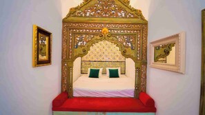 Suite, Non Smoking, Courtyard View | Free WiFi