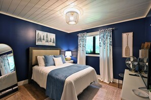 House, Multiple Beds, Hot Tub (The Namakagon Lakehouse)