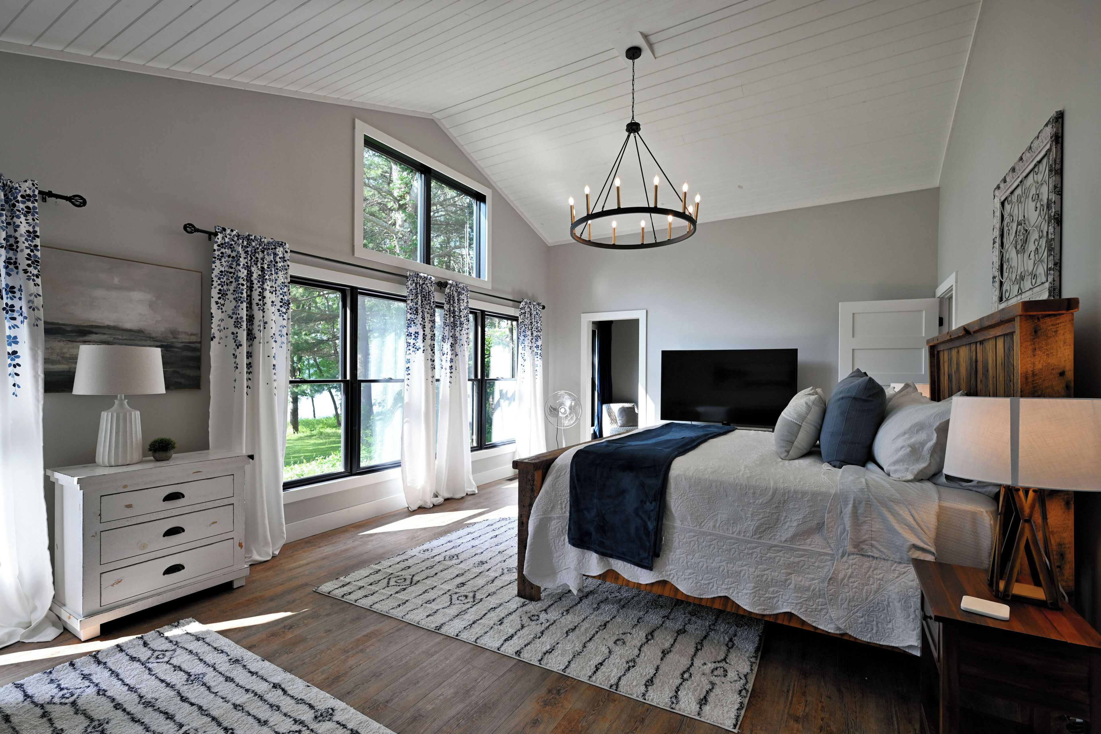 獨棟房屋, 多張床, 熱水浴缸 (The Namakagon Lakehouse) | 4 間臥室、獨特裝潢、布置獨特、床單