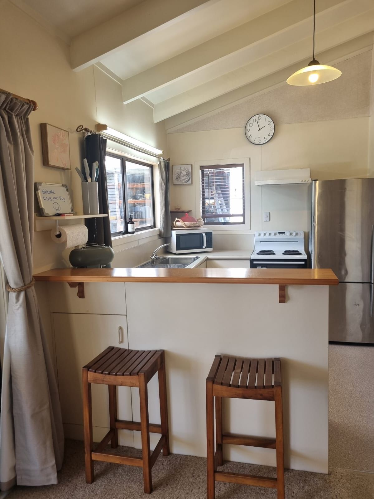 Micro-ondes, four, plaque de cuisson, lave-vaisselle