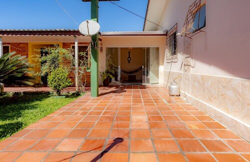 Casa 3 Quartos com Wi-fi Ar e Churrasqueira