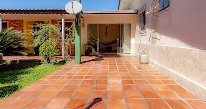 Casa 3 Quartos com Wi-fi Ar e Churrasqueira