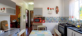 Casa 3 Quartos com Wi-fi Ar e Churrasqueira