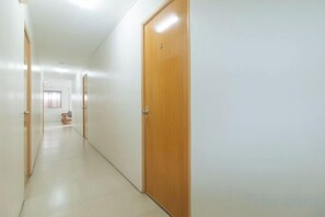 Unclassified image, 3 of 14, button - Quintana Bunkhouse Manila (Manila)