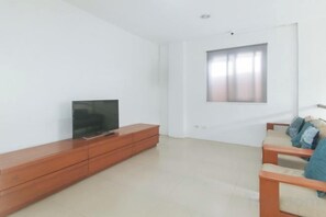 Unclassified image, 2 of 14, button - Quintana Bunkhouse Manila (Manila)