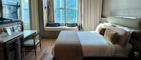 Blackout curtains, soundproofing, iron/ironing board, free WiFi