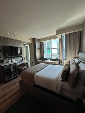 Deluxe Studio, City View