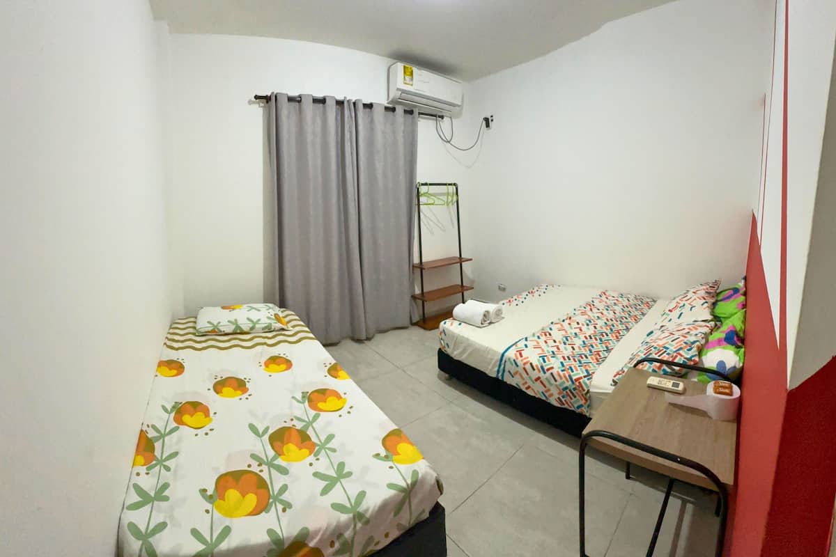 Double Room | Free WiFi, wheelchair access