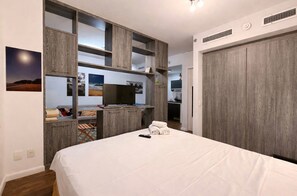 1 quarto, ferros/tábuas de passar roupa, Wi-Fi, roupa de cama