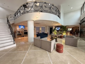Lobby - Luxurious 5-Star Flat 6 - Hotel Privilege (5 min from the airport) (São Paulo)