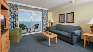 Living area - 4 Oceanfront Suites with Balcony Views – Close to Myrtle Beach Boardwalk (Myrtle Beach)