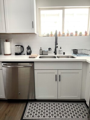 Microwave, stovetop, dishwasher