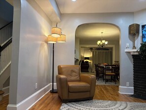 Classic Suite | Living area