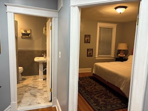 Classic Suite | Iron/ironing board, free WiFi