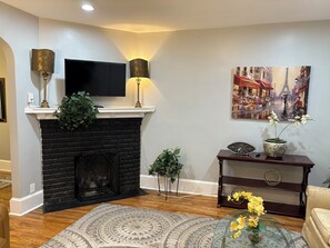 Classic Suite | Living area