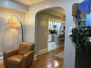 Classic Suite | Living area