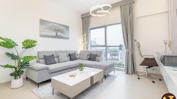 Luxury Apartment, Balcony, City View | Iron/ironing board, cribs/infant beds, free WiFi, bed sheets