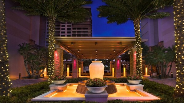 المنطقة المحيطة بالمنشأة