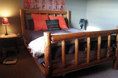 Phenomenal 3-bedroom cabin at Base of Big Horns