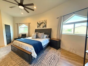 4 habitaciones, cuna de viaje, wifi y ropa de cama 