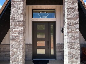 تفاصيل الفندق من الخارج