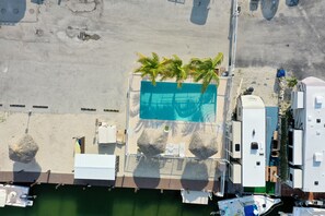 Pool - The Paradise 2 (Key Largo)