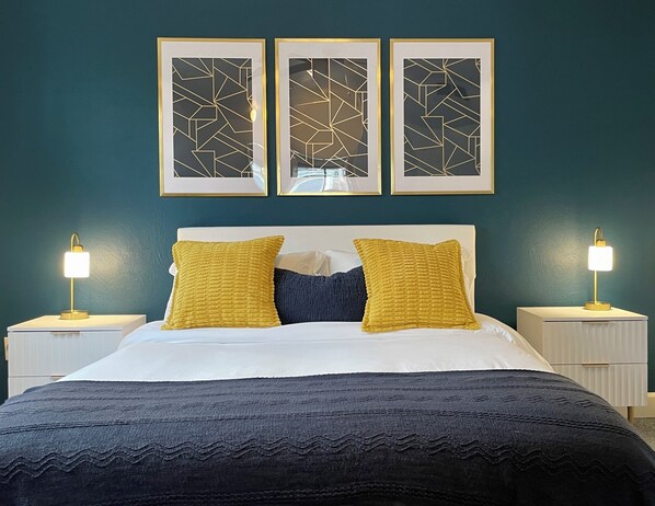 2 bedrooms, iron/ironing board, free WiFi, bed sheets
