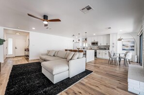 تلفزيون ذكي